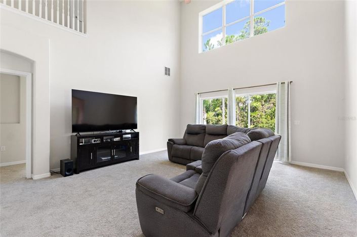 Image No.2-Propriété de 4 chambres à vendre à Kissimmee