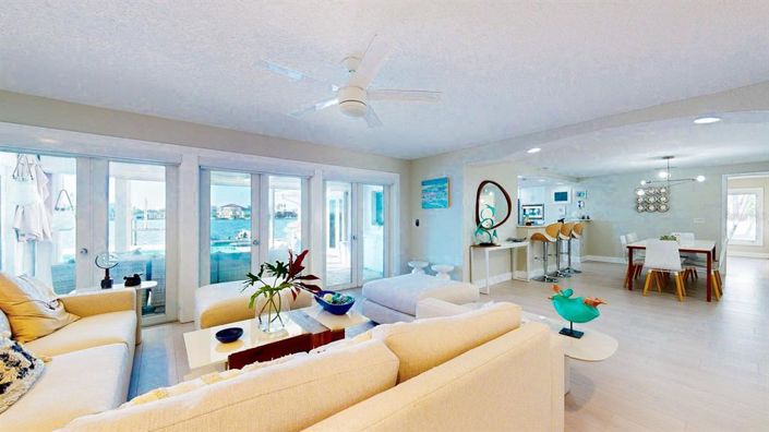 Image No.15-4 Bed Property for sale