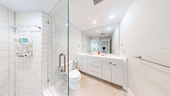 Image No.44-4 Bed Property for sale