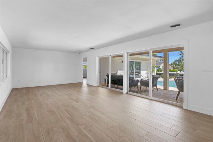 Image No.14-Propriété de 3 chambres à vendre à Holmes Beach