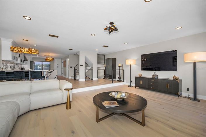 Image No.14-3 Bed Property for sale