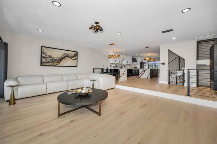 Image No.15-3 Bed Property for sale