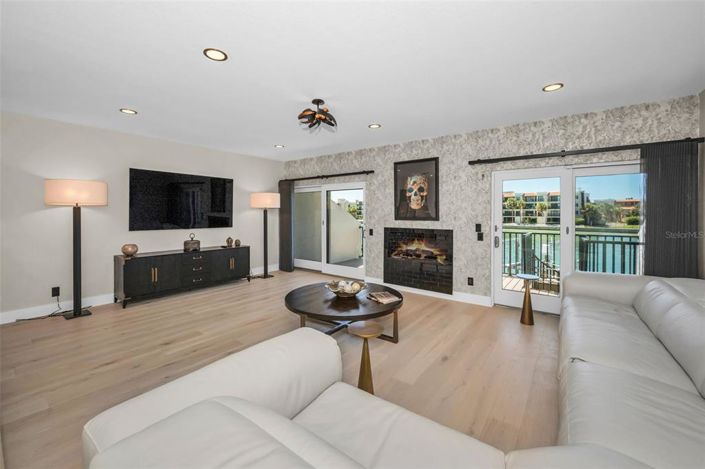 Image No.16-3 Bed Property for sale