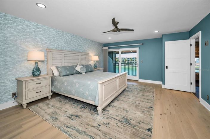 Image No.24-3 Bed Property for sale