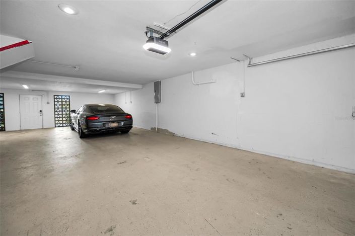 Image No.36-3 Bed Property for sale