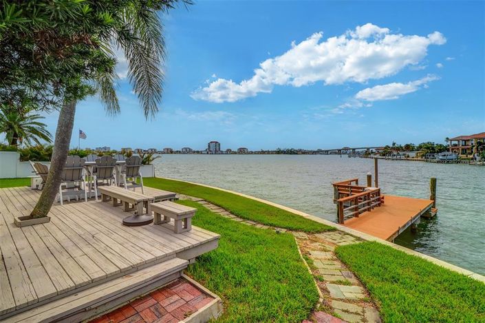 Image No.21-3 Bed Property for sale