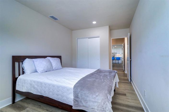 Image No.24-3 Bed Property for sale