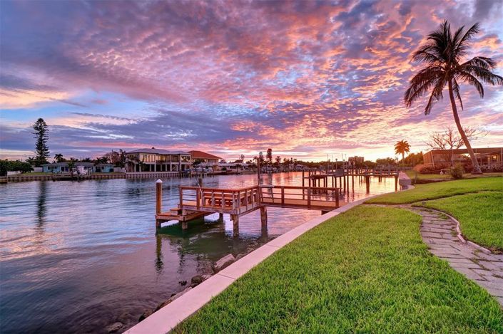 Image No.38-3 Bed Property for sale