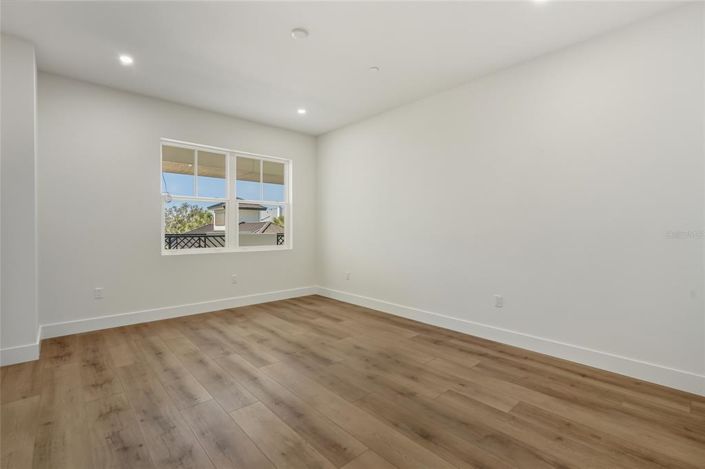 Image No.51-Propriété de 4 chambres à vendre à Floride