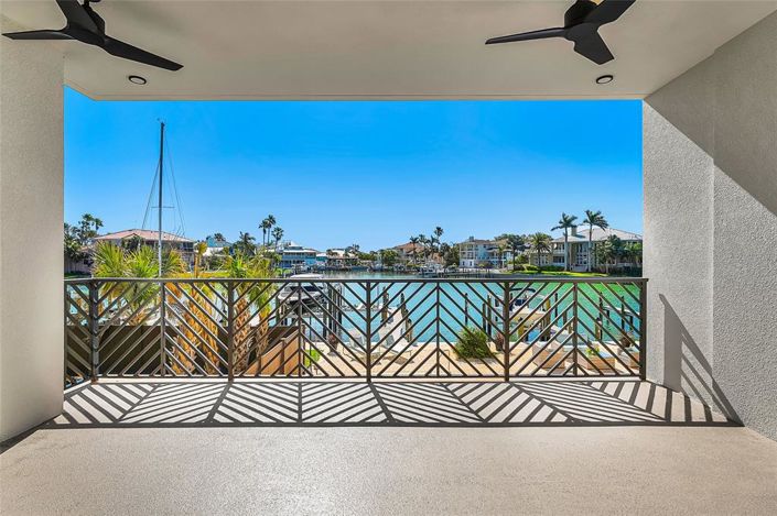 Image No.2-Propriété de 4 chambres à vendre à Floride