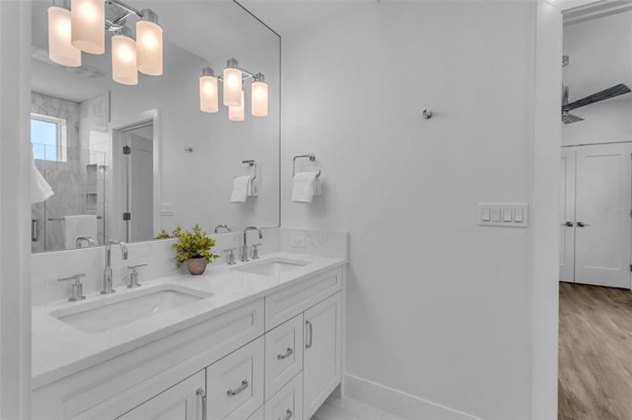 Image No.38-Propriété de 4 chambres à vendre à Floride