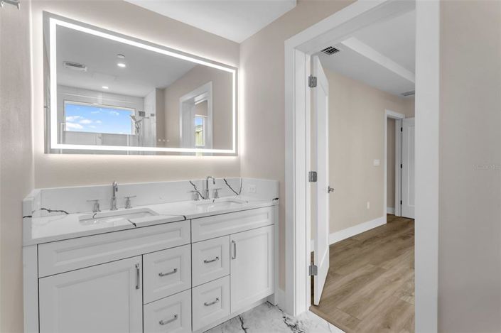 Image No.39-4 Bed Property for sale