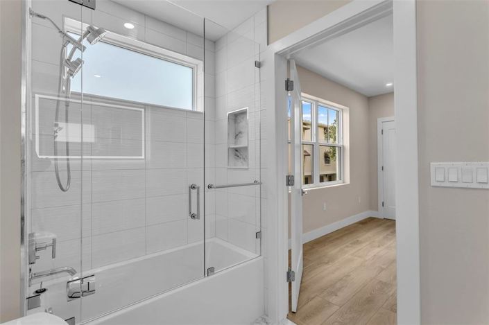 Image No.40-4 Bed Property for sale