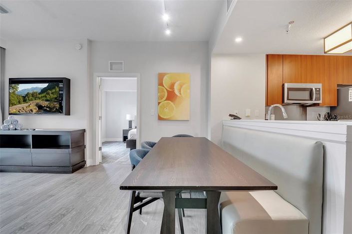 Image No.30-Propriété de 2 chambres à vendre à Winter Garden