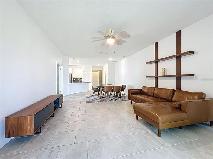 Image No.4-Propriété de 4 chambres à vendre à Davenport