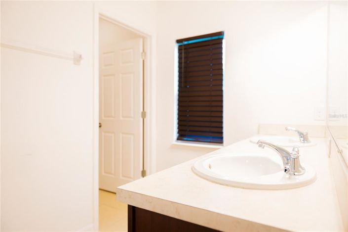 Image No.9-Propriété de 4 chambres à vendre à Kissimmee