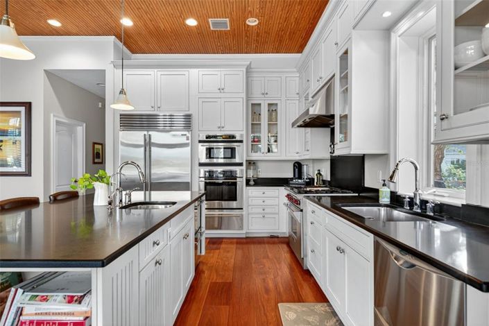 Image No.6-Propriété de 4 chambres à vendre à Sarasota