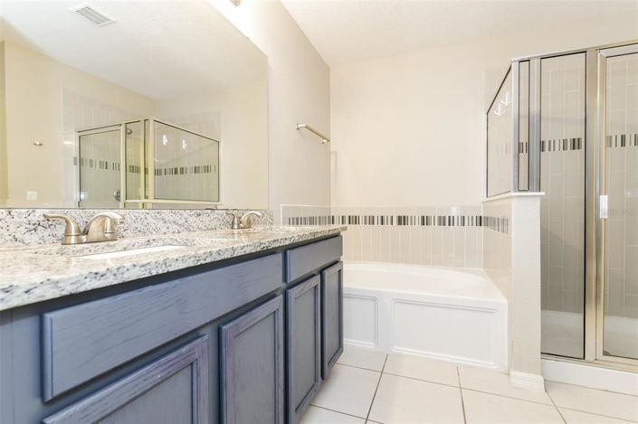 Image No.10-Propriété de 4 chambres à vendre à Davenport