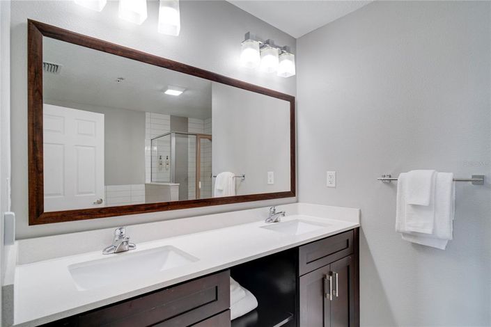 Image No.20-Propriété de 2 chambres à vendre à Winter Garden