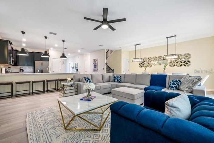 Image No.21-8 Bed Property for sale