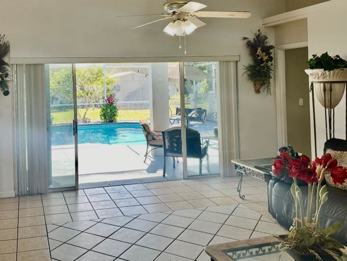 Image No.20-Propriété de 4 chambres à vendre à Kissimmee