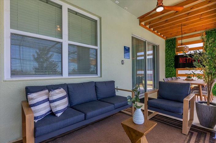 Image No.35-12 Bed Property for sale