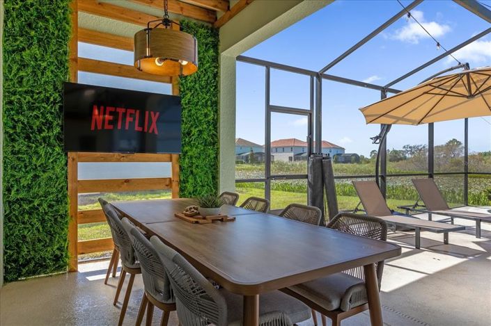 Image No.4-12 Bed Property for sale