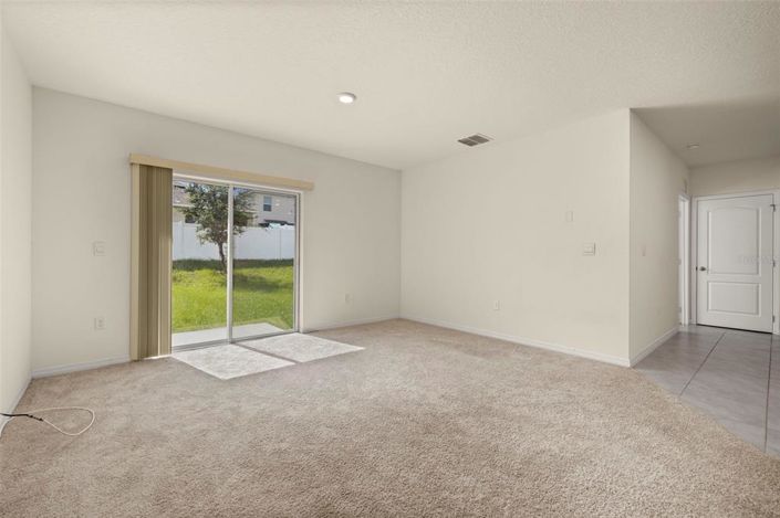 Image No.10-Propriété de 5 chambres à vendre à Davenport