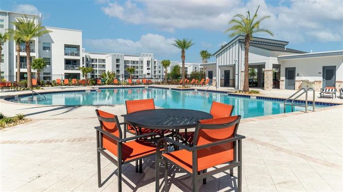 Image No.2-Propriété de 2 chambres à vendre à Kissimmee