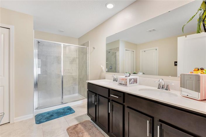 Image No.12-Propriété de 4 chambres à vendre à Kissimmee