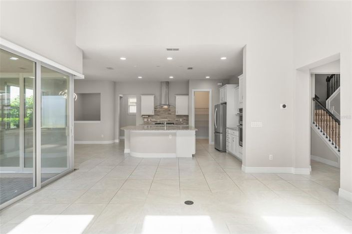 Image No.3-Propriété de 4 chambres à vendre à Orlando