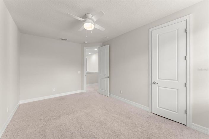 Image No.33-Propriété de 4 chambres à vendre à Orlando