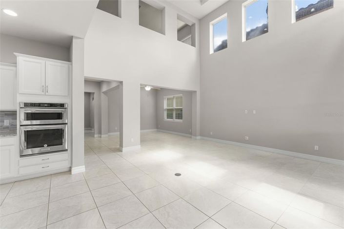 Image No.4-Propriété de 4 chambres à vendre à Orlando