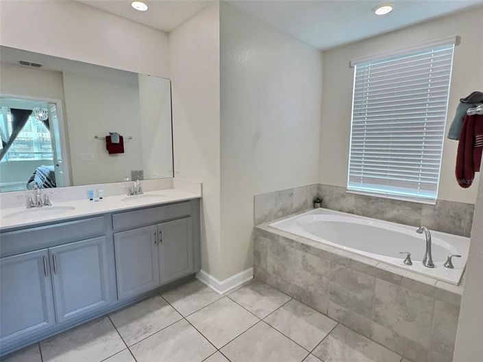 Image No.10-Propriété de 2 chambres à vendre à Davenport