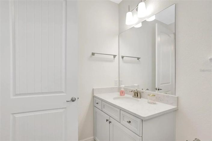 Image No.27-4 Bed Property for sale