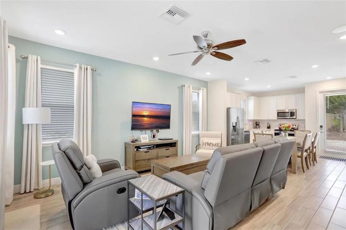 Image No.3-4 Bed Property for sale