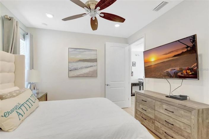 Image No.31-4 Bed Property for sale