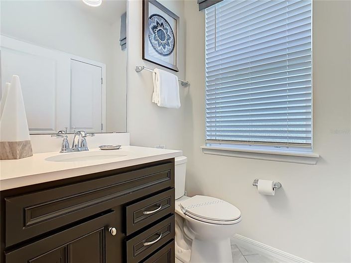 Image No.24-7 Bed Property for sale