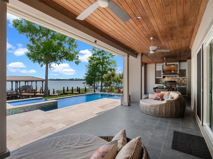 Image No.19-Propriété de 5 chambres à vendre à Orlando