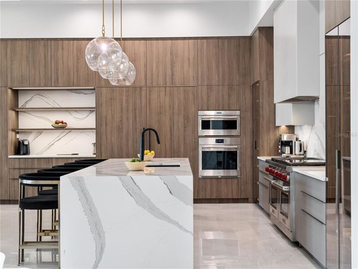 Image No.6-Propriété de 11 chambres à vendre à Reunion