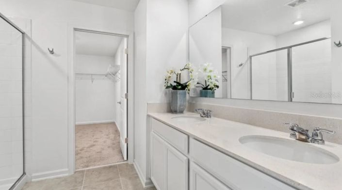 Image No.10-Propriété de 4 chambres à vendre à Davenport