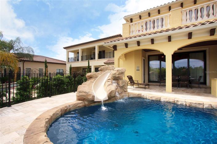 Image No.13-Propriété de 8 chambres à vendre à Reunion