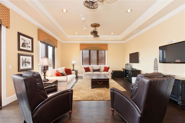 Image No.9-Propriété de 8 chambres à vendre à Reunion