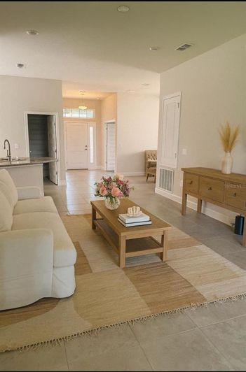 Image No.4-Propriété de 4 chambres à vendre à Davenport