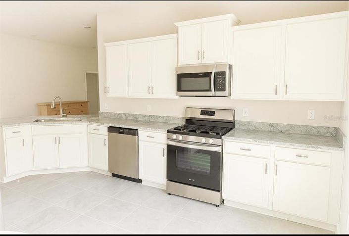 Image No.6-Propriété de 4 chambres à vendre à Davenport