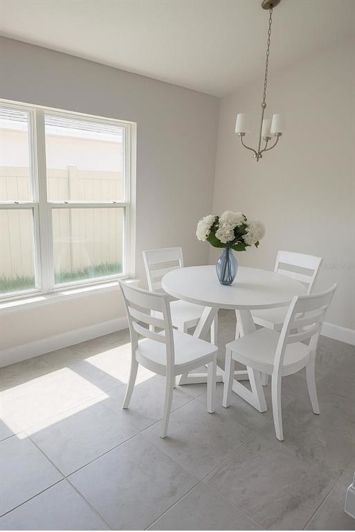 Image No.8-Propriété de 4 chambres à vendre à Davenport