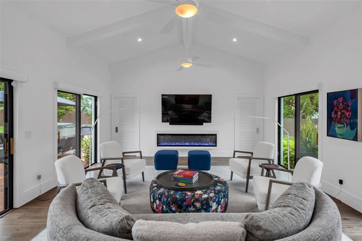 Image No.20-Propriété de 4 chambres à vendre à Orlando