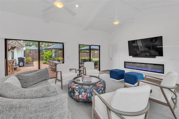 Image No.21-Propriété de 4 chambres à vendre à Orlando