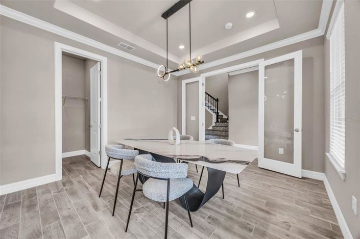 Image No.9-Propriété de 6 chambres à vendre à Orlando