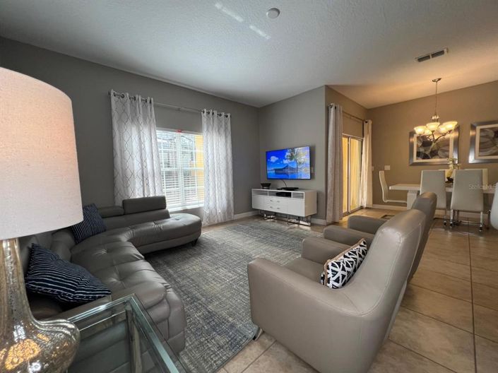 Image No.2-Maison de ville de 4 chambres à vendre à Kissimmee